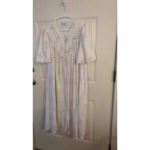 Vintage Victoria Nightgown by Gilligan O"Malley Pink White Floral Med Prairie